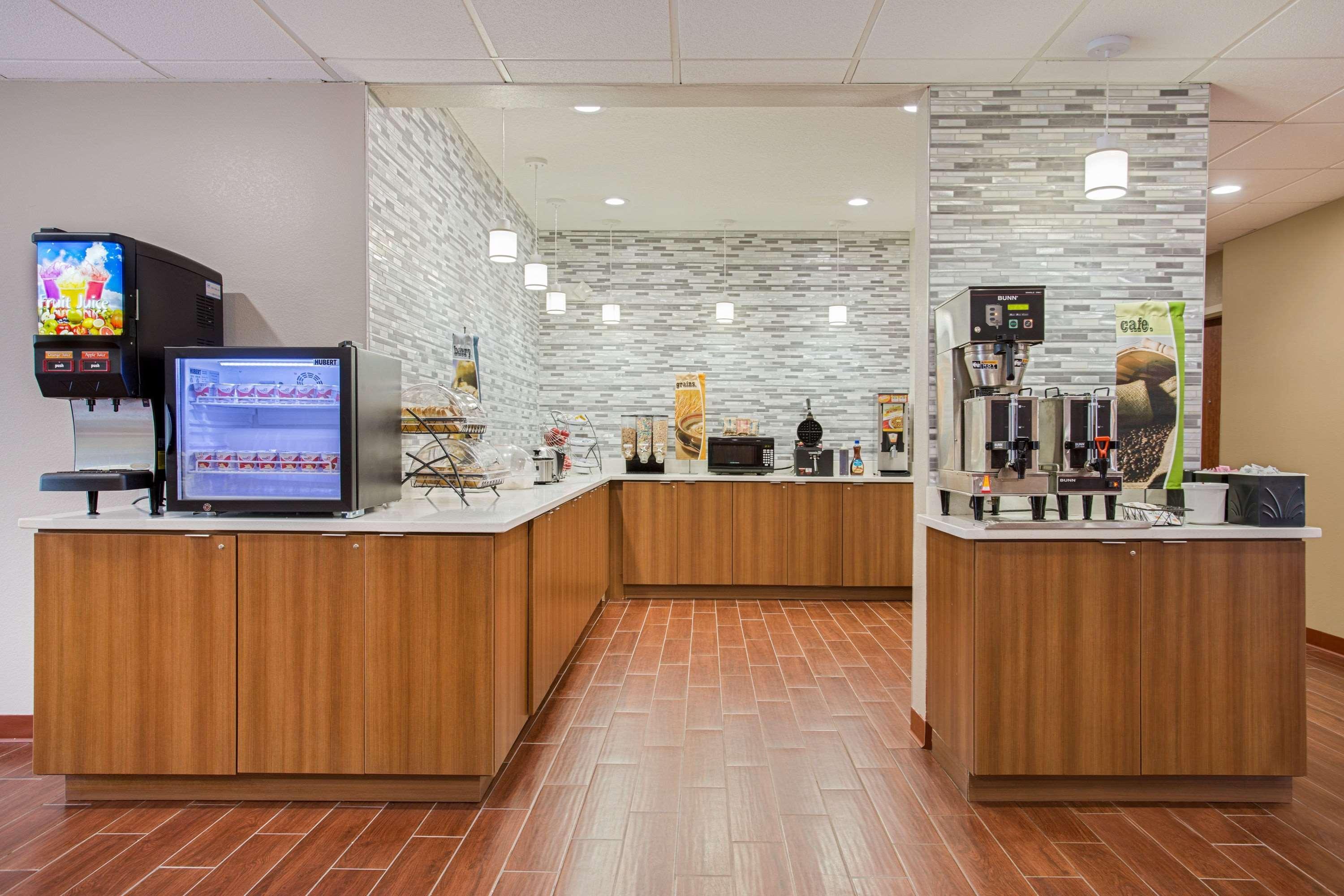 Microtel Inn & Suites By Wyndham Walterboro Esterno foto